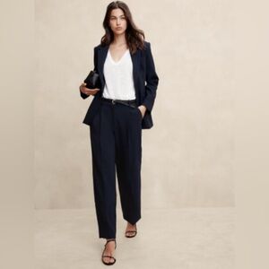 NWT! Banana Republic Navy Blue Double Weave Straight Trouser - Size 6 Petite